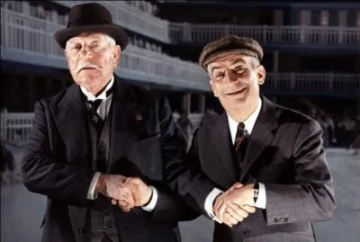 Rembarquez-moi vos trompettes d'occase, vos tlviseurs et vos pilules  dpeupler ? Messieurs, go home ! .