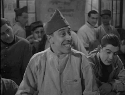 Tout le monde peut pas s'appeler Csar ou Napolon, bon dieu ! Vous avez l'air de rigoler comme des imbciles que vous tes.