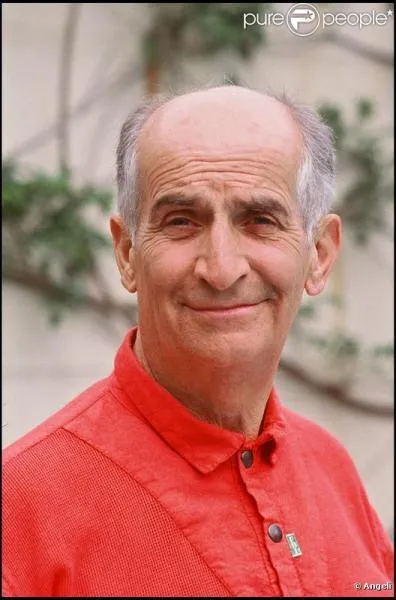 Gnie franais de la comdie, je suis n en 1914. J'ai jou dans plus de 130 films mais j'ai seulement ralis un film en 1980 qui est  L'avare . Je suis l'exemplaire...