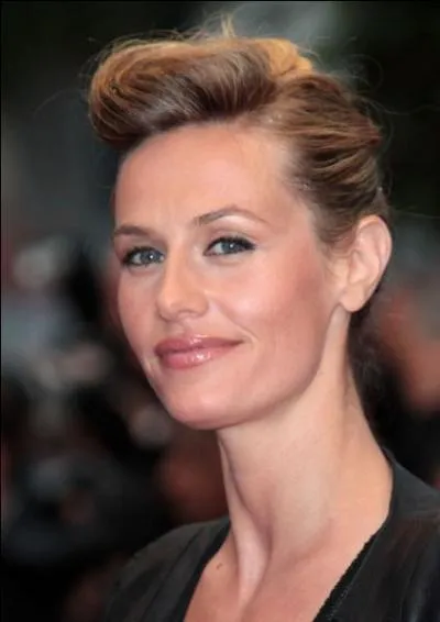 Comdienne belge de 37 ans, j'ai jou Isabelle dans  L'Auberge espagnole  puis dans  Les Poupes russes . En 2013, j'ai reu un rle au ct de Jean Dujardin pour le film  Mbius . Je suis...