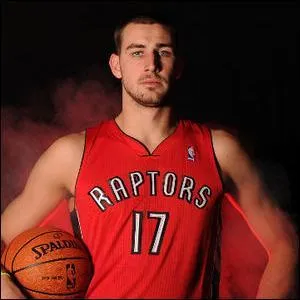 Qui est ce joueur des Raptors ?