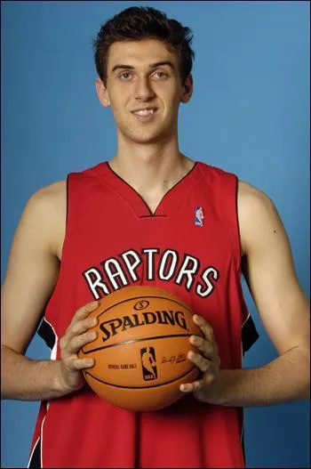 Qui est ce joueur des Raptors ?