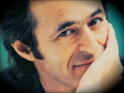 Entre Gris clair et gris fonc, a devient Rouge, c'est Jean ...