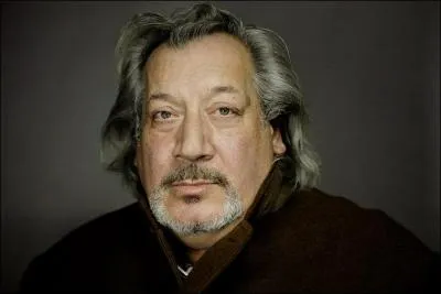 Monsieur Marie, c'est Jean ... .