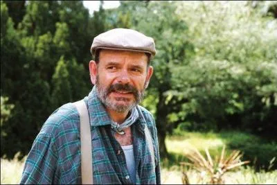 Jardinier de Daniel qui se nomme Dujardin bien sr, c'est Jean ... .