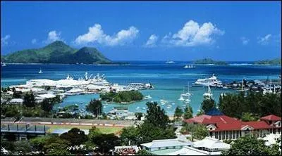 Quelle est la capitale de l'le de Mah, dans l'archipel des Seychelles ?