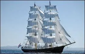 Ce brick néerlandais est le Mercedes. Ce prénom était aussi celui de la fiancée d'un héros de roman. Lequel ?