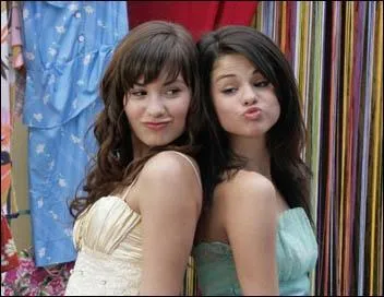 Dans quel film a-t-elle joue avec une trs bonne amie nomme Demi Lovato ?