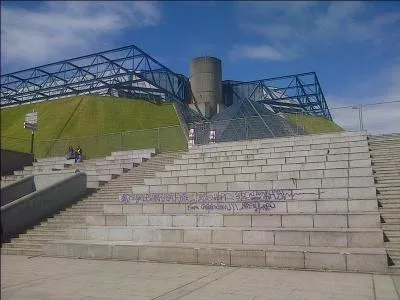 Quel est le nom de cette salle de concert parisienne ?