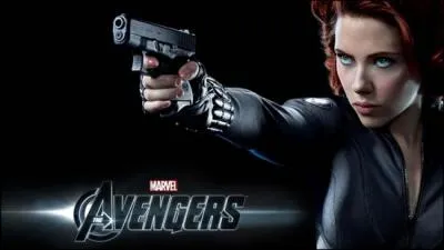 Comment se nomme l'actrice qui interprte Natasha Romanoff ?