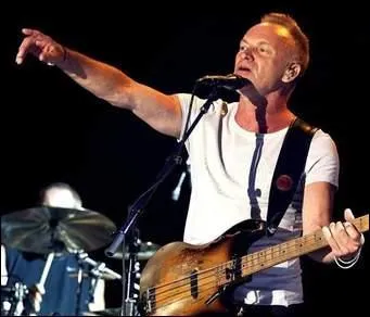 Quel est le titre du tout premier 33 tours de  The Police , apparu cette anne-l ?