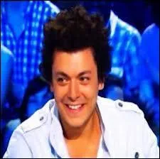 Son nom de scne est :