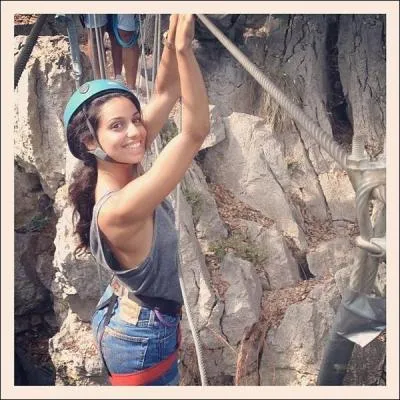 Comment s'appelle sa chienne ?