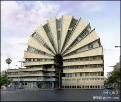 a vous impressionne, n'est-ce pas ? Claude Monet tait-il un peintre impressionniste ?