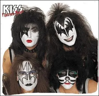 Quel est le nom de la personne qui remplace Peter Criss comme batteur dans le groupe KISS, le 25 juillet 1980 ?