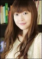 Quelle femme japonaise prte sa voix  Mavis ?