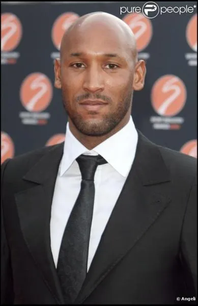 En quelle anne Nicolas Anelka a-t-il rejoint le PSG pour 6 mois ?