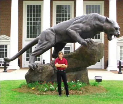 Parmi ces trois sculpteurs, lequel tait suisse ?