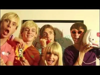 Cette image est tire d'une des chansons du groupe R5, mais quelle est cette chanson ?