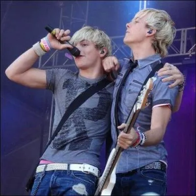 Combien a-t-il de frre(s) ?