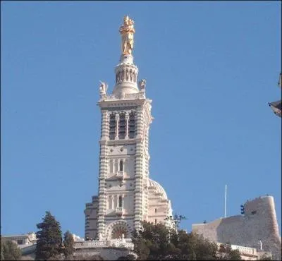 Quelle est la ville domine par Notre-Dame de la Garde ?