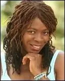 Quelle couleur a la peau de Rosy ?