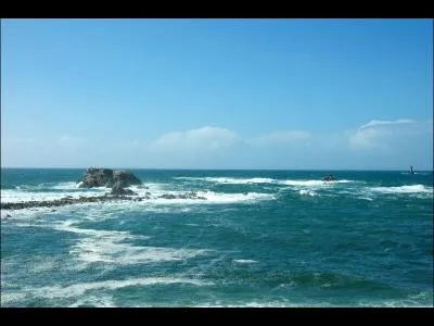 Quel ocan borde la France ?