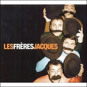 Complétez : Au moment de passer (...) On en met plein (...) vêtements