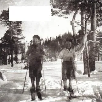 Quel nom porte ce single sign Moon Duo ?