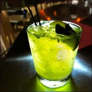 De quels ingrdients le  Mojito  est-il compos ?