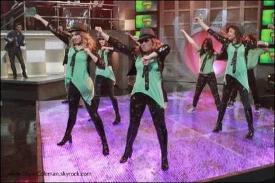Quelle srie vient dans un pisode de  Shake It Up  ?