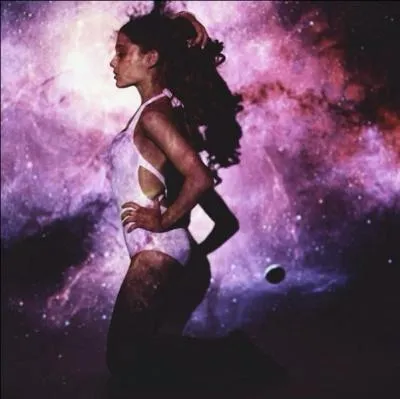 Par quelle srie amricaine Ariana Grande a-t-elle t rvle