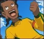 Il est le capitaine de l'quipe qui matrise quelle super-tactique ?