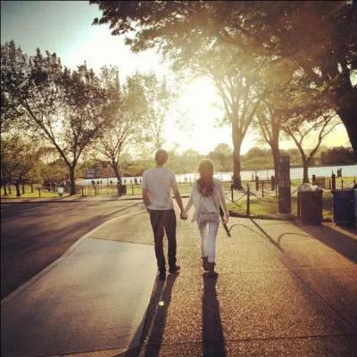 Qui est le petit ami de Bella ? (2012-2013)