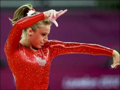 Qui est cette gymnaste ?