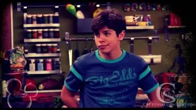 Qui est la petite amie de Max dans la saison 3 ?