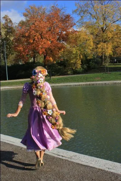 Encore une image de cette princesse que tu connais. Qui est-ce ?