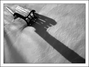 Pour les experts des annes 70 :  On a tous un banc, un arbre ou une rue ...   Eurovision, quand tu nous tiens.