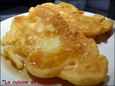 Revenons  l'intrieur o nous attend / attendent ?