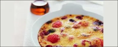 Il est temps de s'enfuir, nous avons trop mang. Mais qu'est-ce que ce jeune gay a vol pour sduire son compagnon ce soir dans sa chambre ?