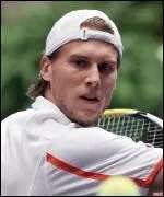 Qui est ce tennisman Italien ?