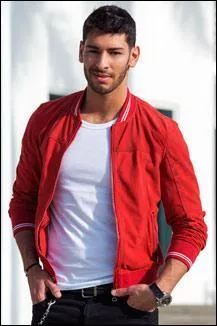 Comment s'appelle l'ex-petit ami d'Aurlie ?