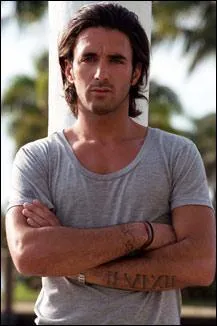 Comment s'appelle le petit ami de Nabilla ?