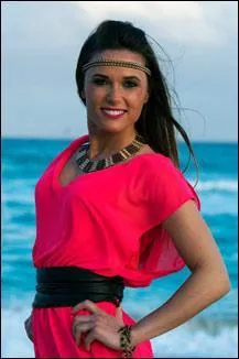 Comment s'appelle la meilleure amie d'Aurlie ?