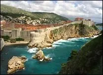 Quelle est la monnaie utilise dans la ville de Dubrovnik et dans le pays ?