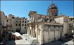 Quel nom portait la rsidence des chefs lus de la Rpublique et de ses conseils ?