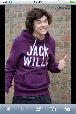 Qu'est ce que Harry fait tout le temps (et sa agace sa mre) ?