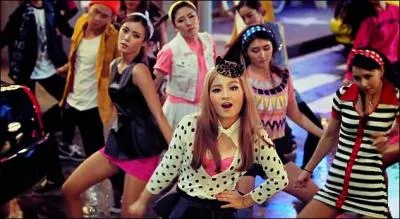 Quel est son premier single solo ?