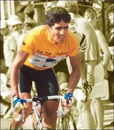 A l'occasion du Tour 96, quel champion mit fin au rgne quinquennal du  Roi de Navarre  Miguel Indurain ?