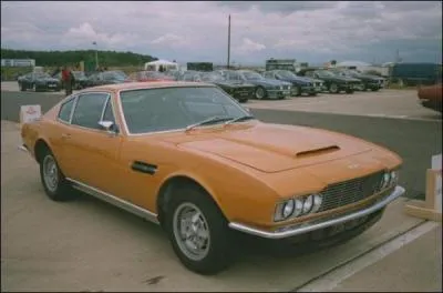 Dans quelle s�rie ou film, cette Aston Martin DBS a-t-elle �t� utilis�e ?